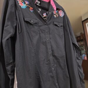 Wrangler Rock47 Black western Shirt with Colorful Embroidery